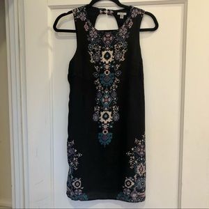STUNNING Shift sleeveless dress